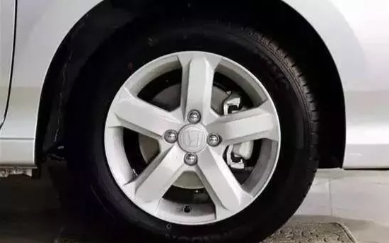 愛車小知識 | 汽車保養小常識-第5張圖片-鄭州市冠恒貿易有限公司【官方網站】-車用潤滑油服務專家